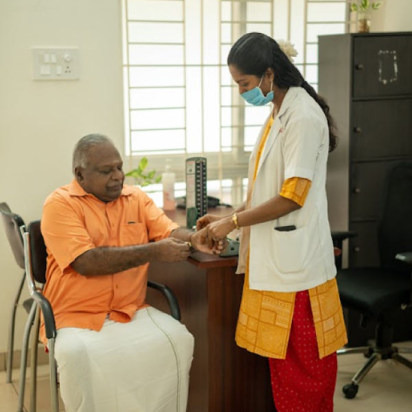 Medical care facilities at Vedaanta retirement homes